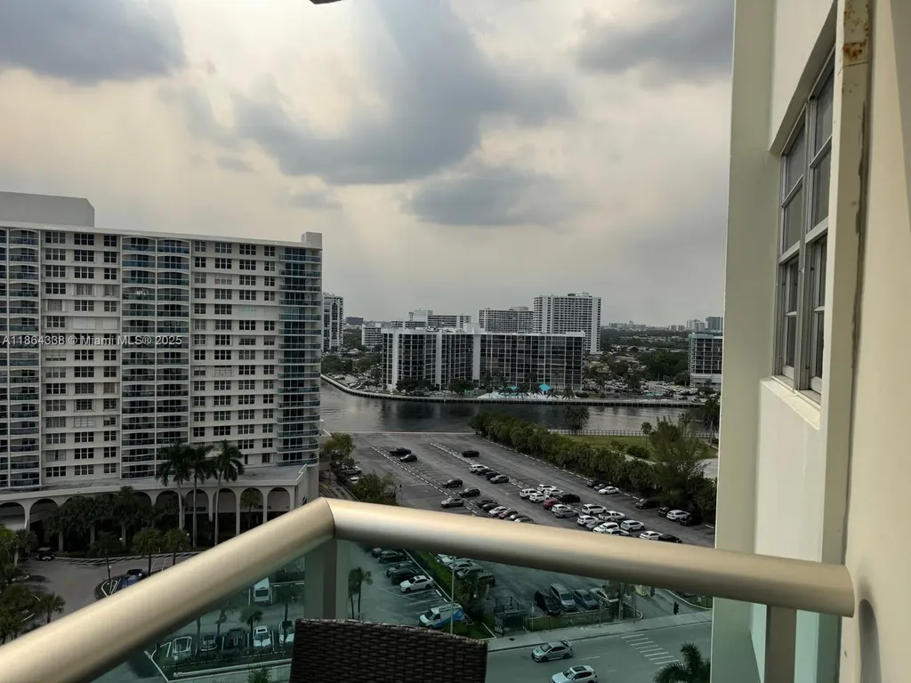 3801 S Ocean Drive Hollywood FL 33019