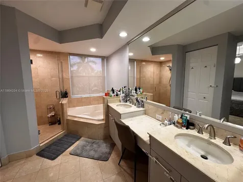 876 W Spinnaker Drive W Hollywood FL 33019