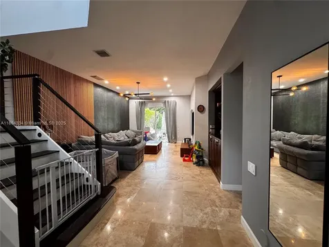 876 W Spinnaker Drive W Hollywood FL 33019