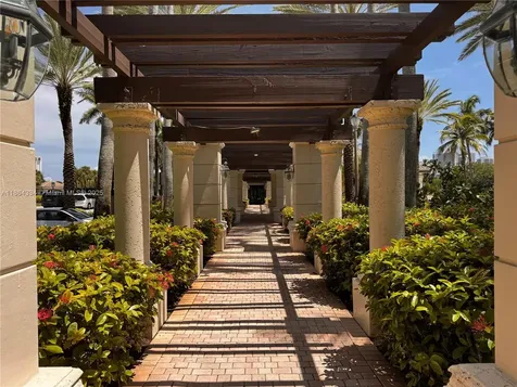 876 W Spinnaker Drive W Hollywood FL 33019