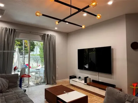 876 W Spinnaker Drive W Hollywood FL 33019