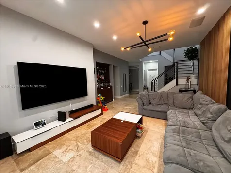 876 W Spinnaker Drive W Hollywood FL 33019