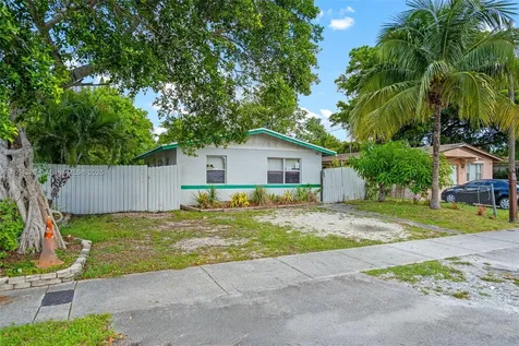 2433 NW 20th Street Fort Lauderdale FL 33311