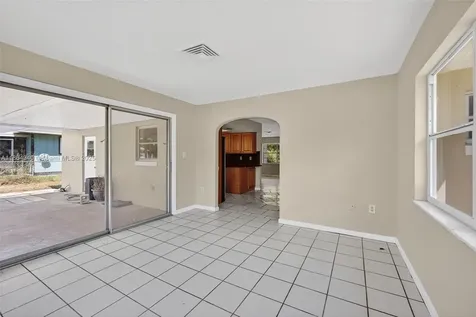7107 Penny Lane Fort Pierce FL 34951