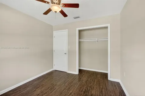 7107 Penny Lane Fort Pierce FL 34951