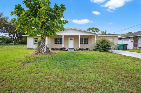 7107 Penny Lane Fort Pierce FL 34951