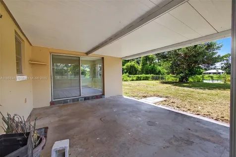7107 Penny Lane Fort Pierce FL 34951