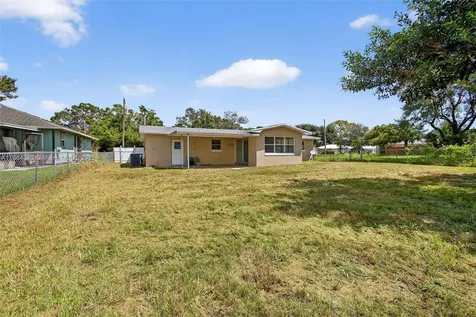 7107 Penny Lane Fort Pierce FL 34951