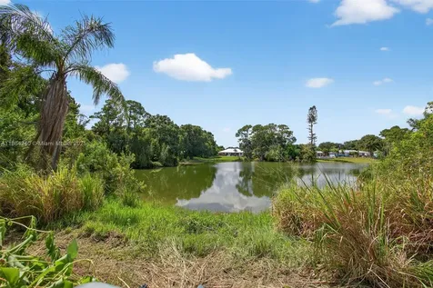 7107 Penny Lane Fort Pierce FL 34951