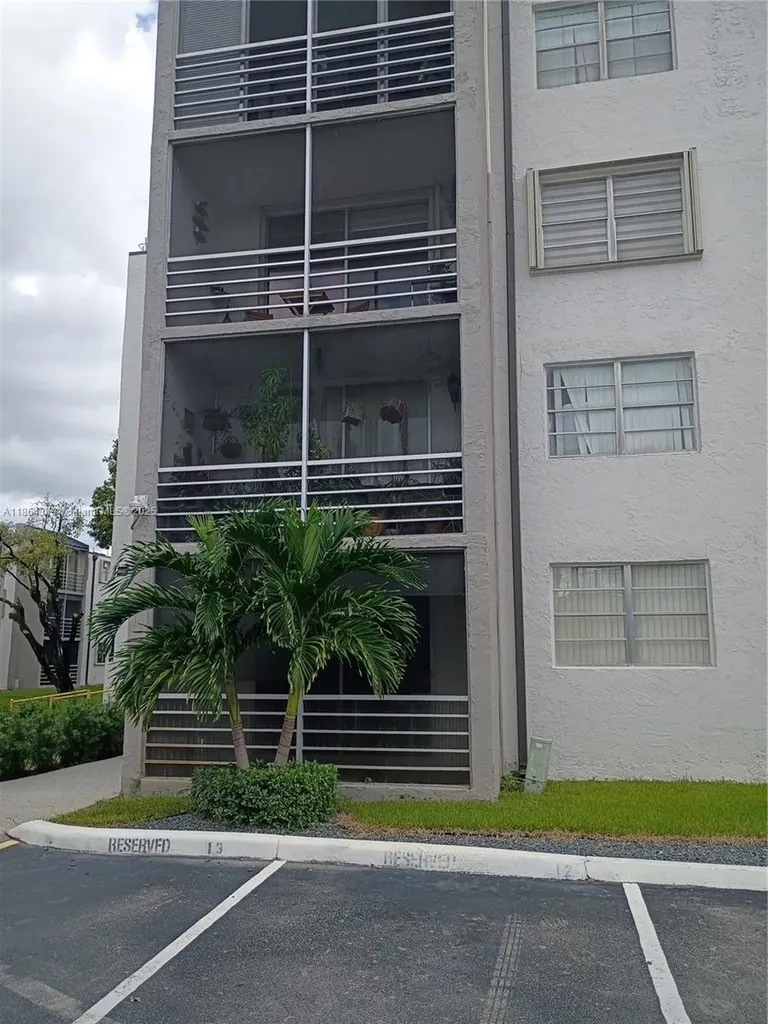 14165 SW 87th Street Miami FL 33183