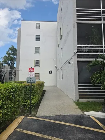 14165 SW 87th Street Miami FL 33183