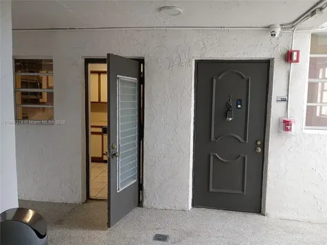 14165 SW 87th Street Miami FL 33183