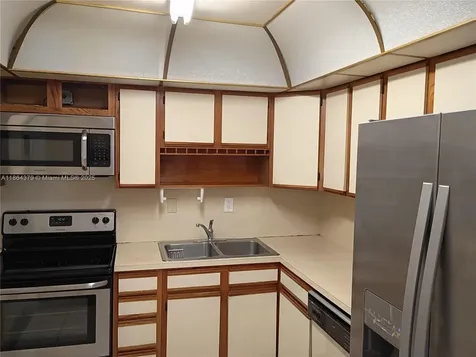 14165 SW 87th Street Miami FL 33183