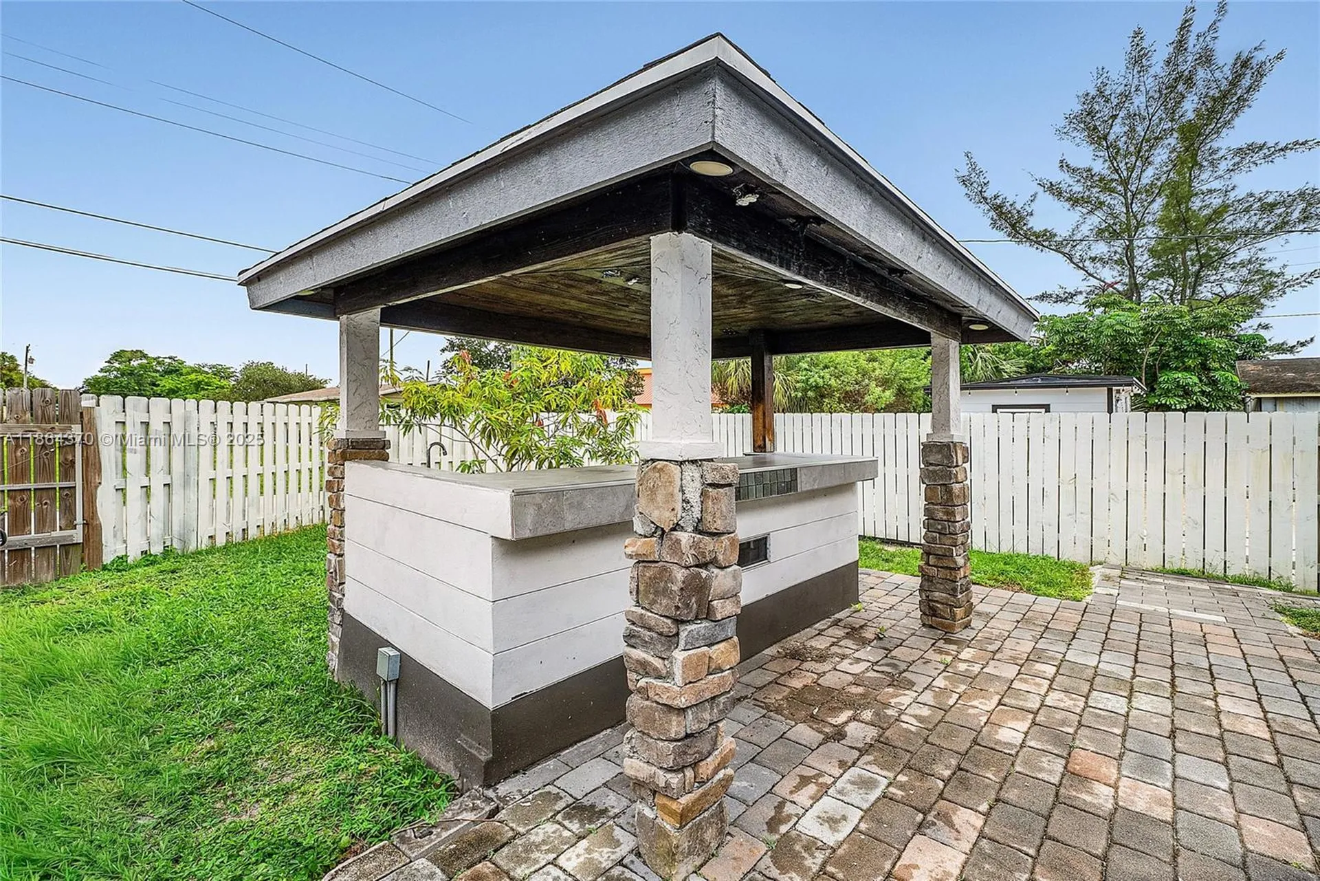 31 SW 11th Avenue Delray Beach FL 33444