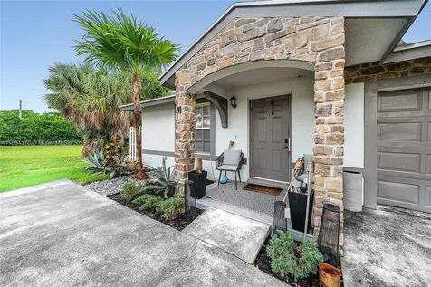 31 SW 11th Avenue Delray Beach FL 33444