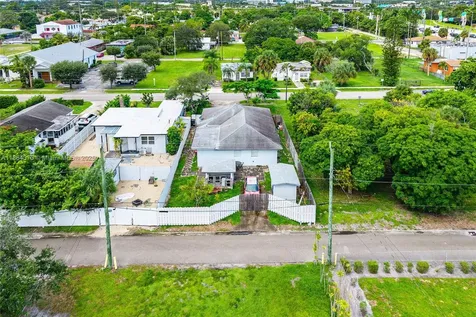 31 SW 11th Avenue Delray Beach FL 33444