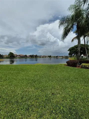 2176 NW 184th Way Pembroke Pines FL 33029