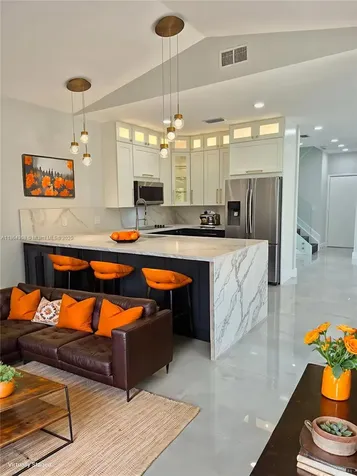 2176 NW 184th Way Pembroke Pines FL 33029