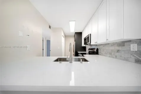 15620 SW 80th Street Miami FL 33193