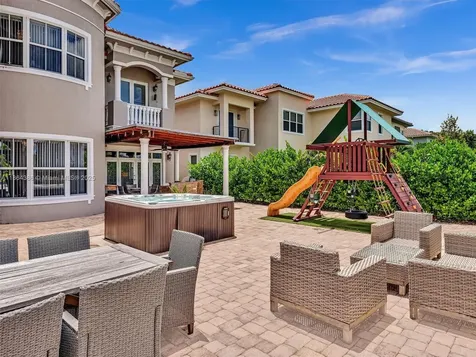 3521 Forest View Circle Fort Lauderdale FL 33312