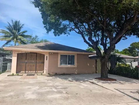 18940 SW 113th Court Miami FL 33157