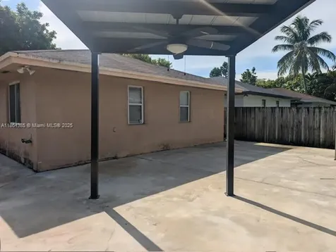 18940 SW 113th Court Miami FL 33157
