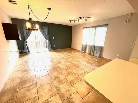 18940 SW 113th Court Miami FL 33157