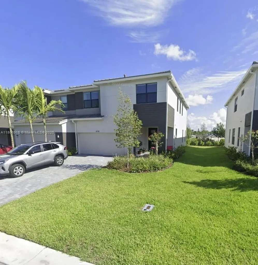 8719 Antarus Drive Lake Worth FL 33467