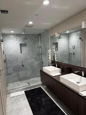 1000 Brickell Plaza Miami FL 33131