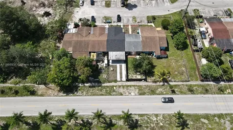 21421 NW 39th Avenue Miami Gardens FL 33055