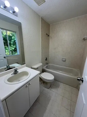 1519 SE 24th Court Homestead FL 33035