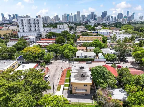 502 SW 13th Avenue Miami FL 33135