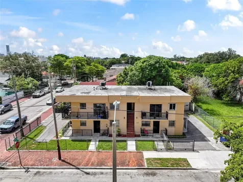 502 SW 13th Avenue Miami FL 33135