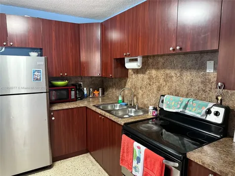502 SW 13th Avenue Miami FL 33135