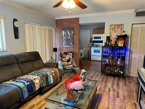 502 SW 13th Avenue Miami FL 33135