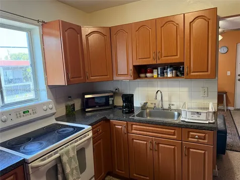 502 SW 13th Avenue Miami FL 33135