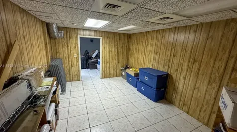 4805 E 10th Avenue Hialeah FL 33013