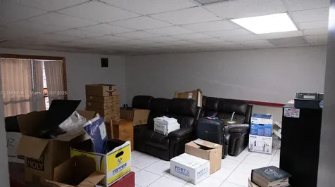4805 E 10th Avenue Hialeah FL 33013