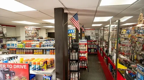 4805 E 10th Avenue Hialeah FL 33013
