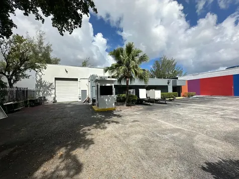 2350 NW 96th Avenue Doral FL 33172