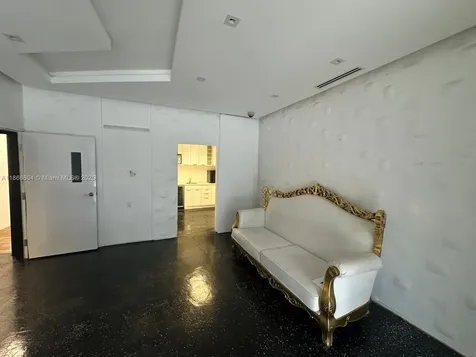 2350 NW 96th Avenue Doral FL 33172