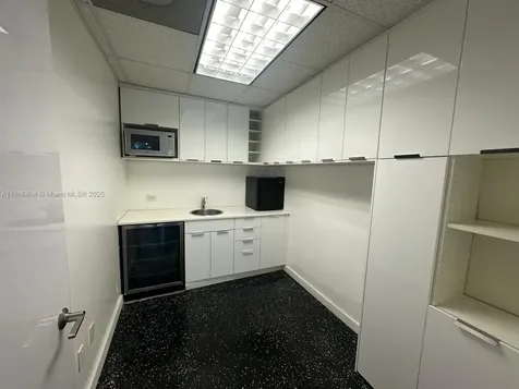2350 NW 96th Avenue Doral FL 33172