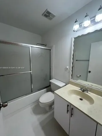 8059 NW 191st Street Hialeah FL 33015
