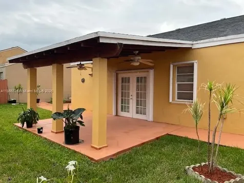 8059 NW 191st Street Hialeah FL 33015