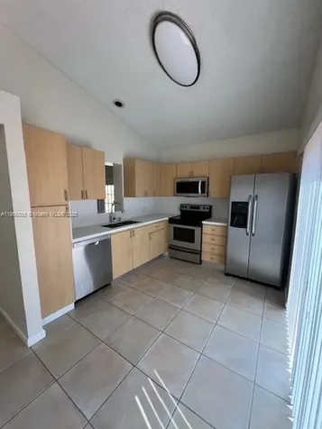 8059 NW 191st Street Hialeah FL 33015