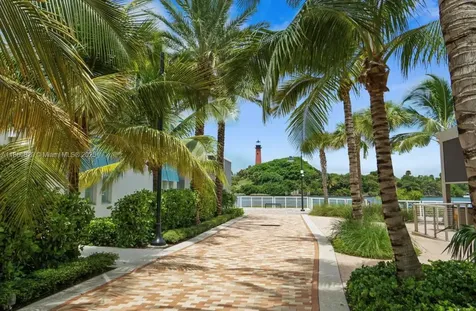 2309 W Fairway Drive South Jupiter FL 33477