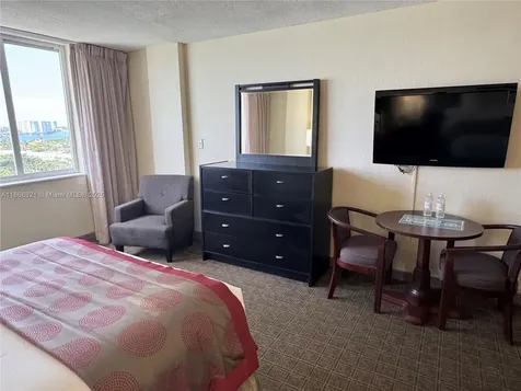 19201 Collins Avenue Sunny Isles Beach FL 33160