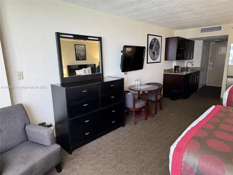 19201 Collins Avenue Sunny Isles Beach FL 33160