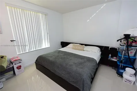 7355 SW 89th Street Miami FL 33156