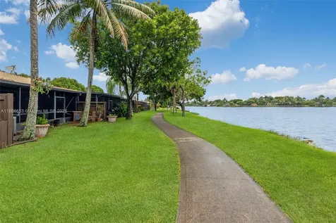 10980 Olive Avenue Pembroke Pines FL 33026